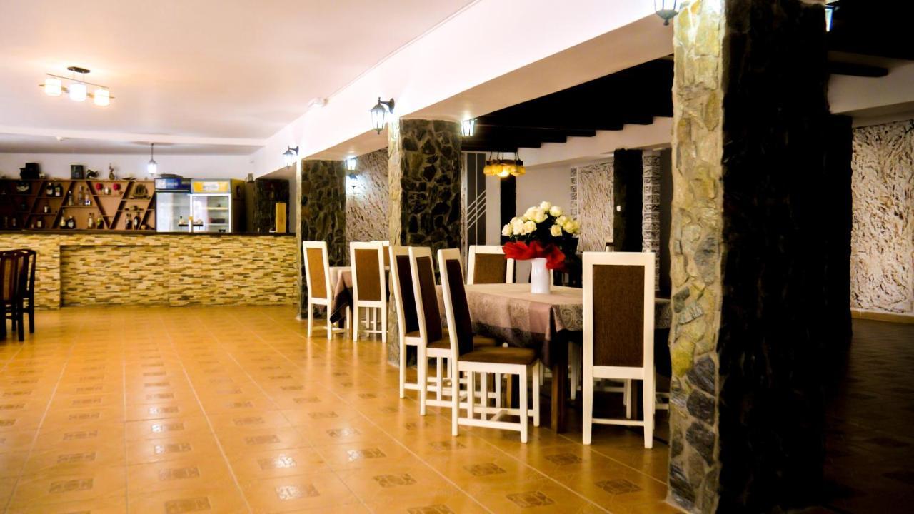 Pensiunea Danubio Moldova Noua Εξωτερικό φωτογραφία